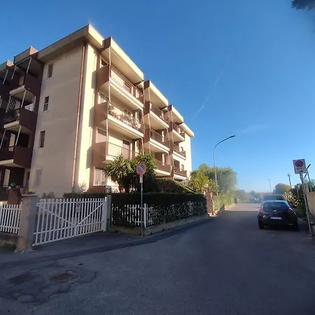 Bilocale Vista Gallinara Διαμέρισμα *