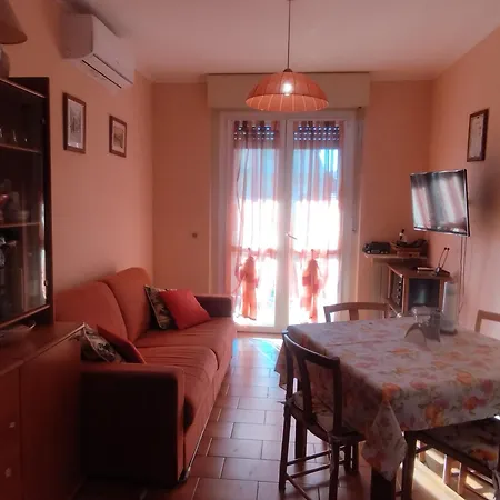 Bilocale Vista Gallinara Διαμέρισμα *