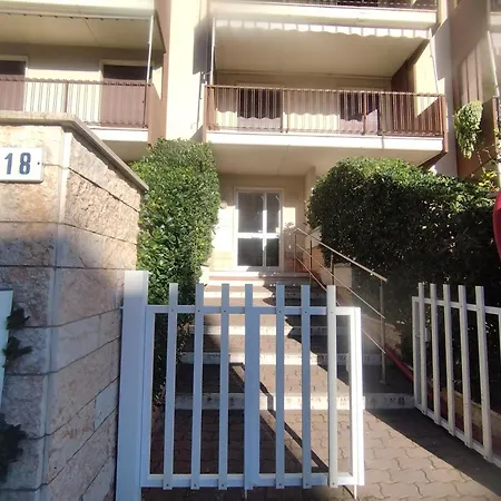 Bilocale Vista Gallinara *